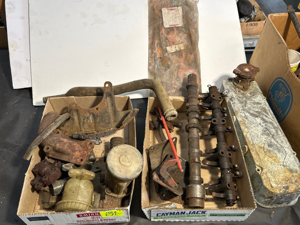 Vintage Engine Valvetrain Components, Camshafts & Brake Cylinders