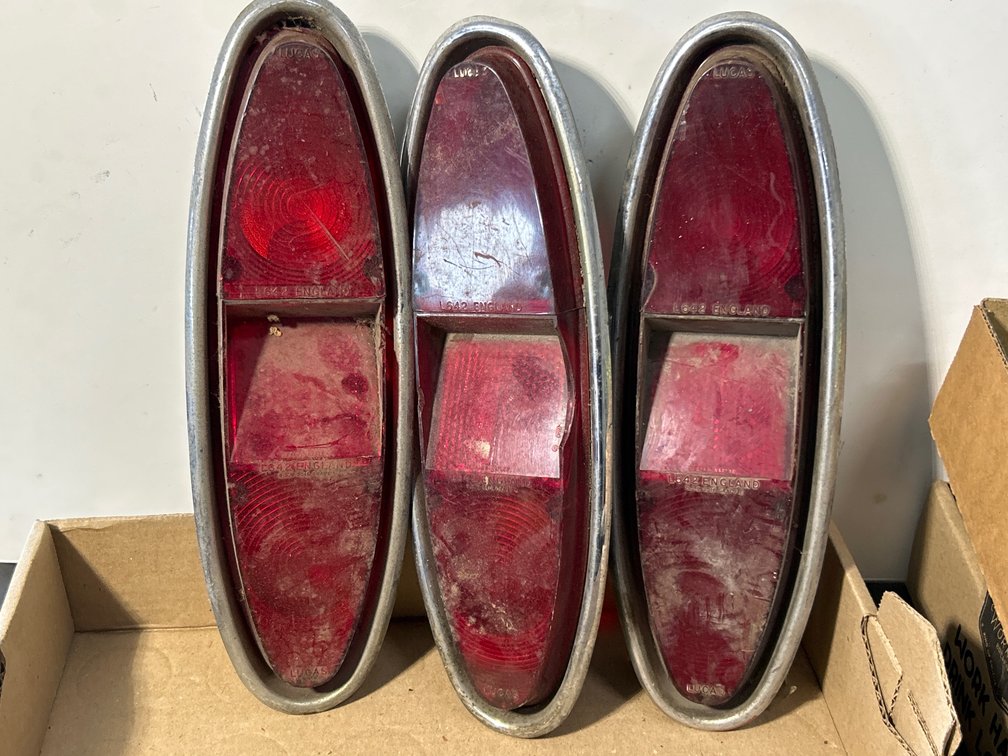 Lucas Sunbeam Tail Lights (3)