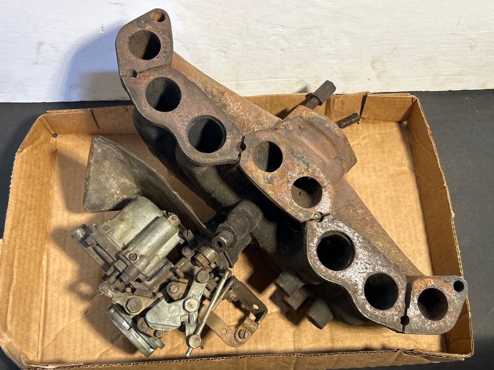 Vintage Intake Manifold and Carburetor Assembly
