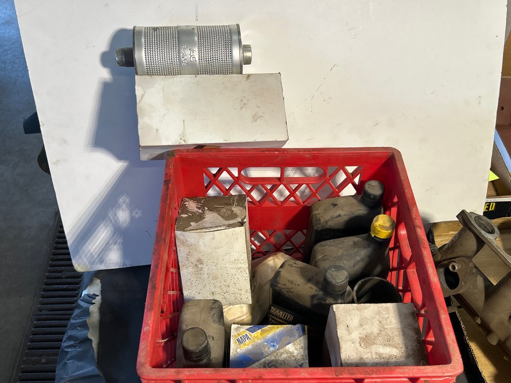 AC P308 Oil Filter and Oil