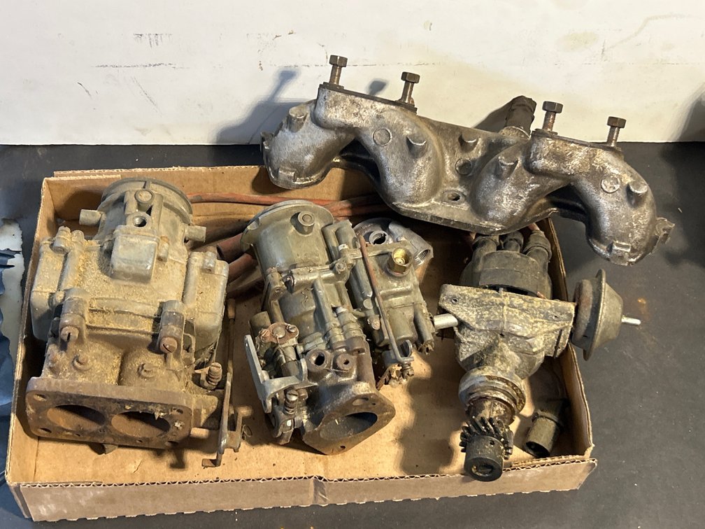 Vintage Sunbeam Engine Parts: Carburetors, Distributor. Intake Manifolds