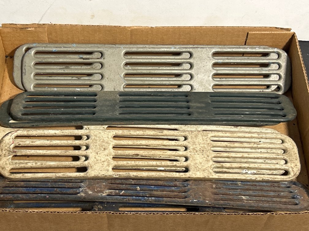 4 Pairs of Sunbeam Auto Air Vents