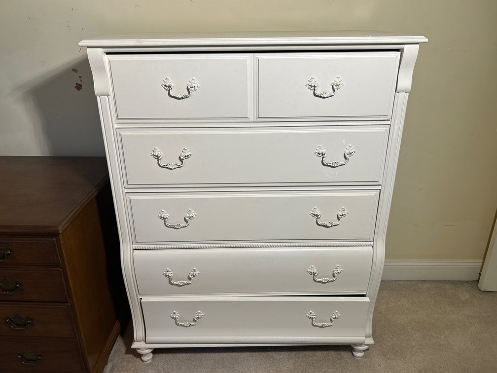 Stanley Furniture 5-Drawer Dresser