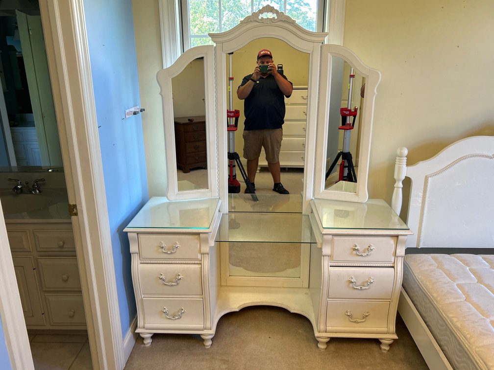 Stanley Furniture White Vanity with 6-Drawers and Triple Mirror