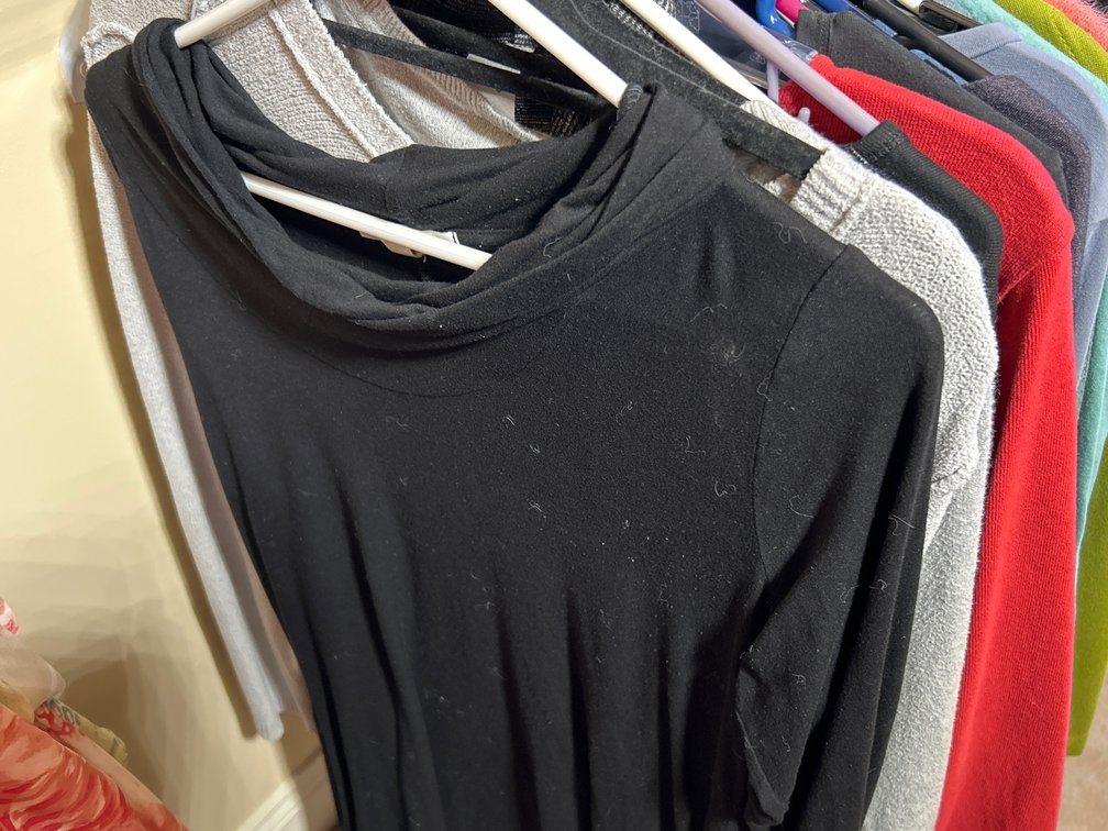 Lady's Tops, Sweaters