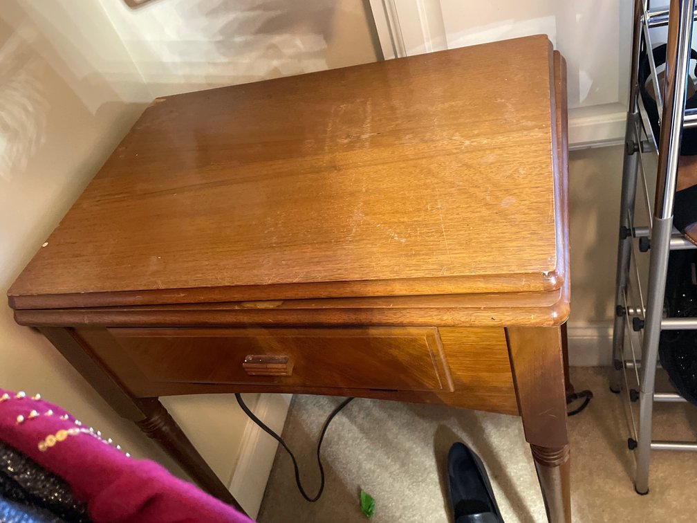 Wooden Sewing Cabinet Housing Singer Sewing Machine