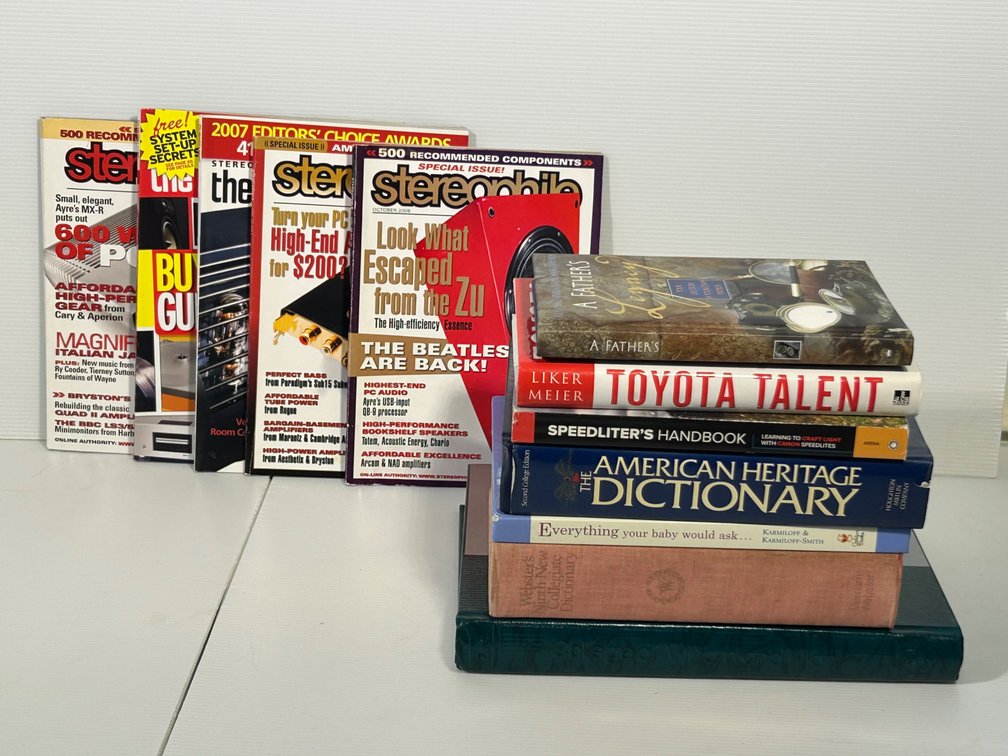 Books & Magazines Lot