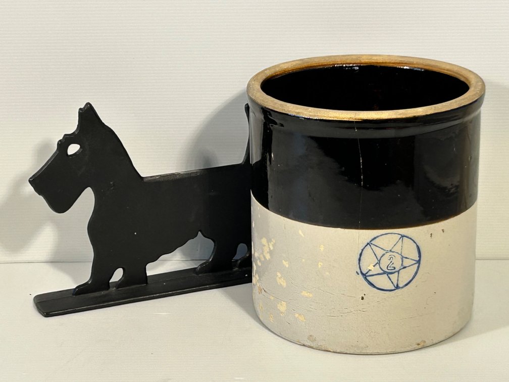Two-Tone 2-Gallon Crock and Cast Iron Scottie Dog Door Stop