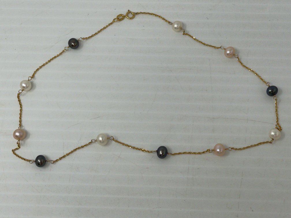 Gold and Pearl Necklace