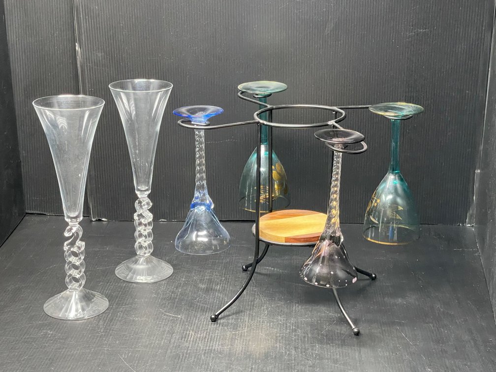 Wrought Iron Wine Set with Holder, 2 & 2 Glasses, 2 "2000" Champagne Flutes