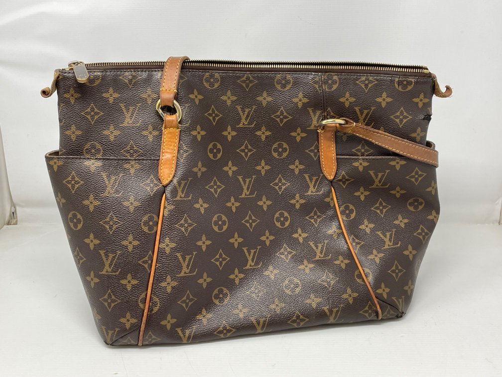 "Louis Vuitton" Handbag