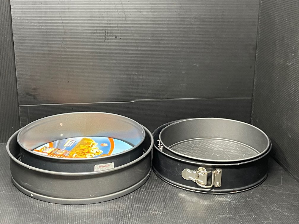 4 Metal Springform Pans- Kaiser Pan is New with Tag