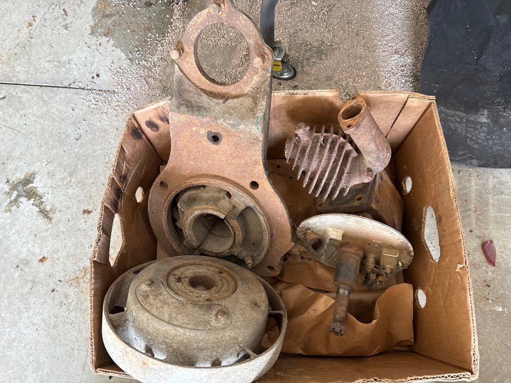 Early Classic Auto Engine Parts