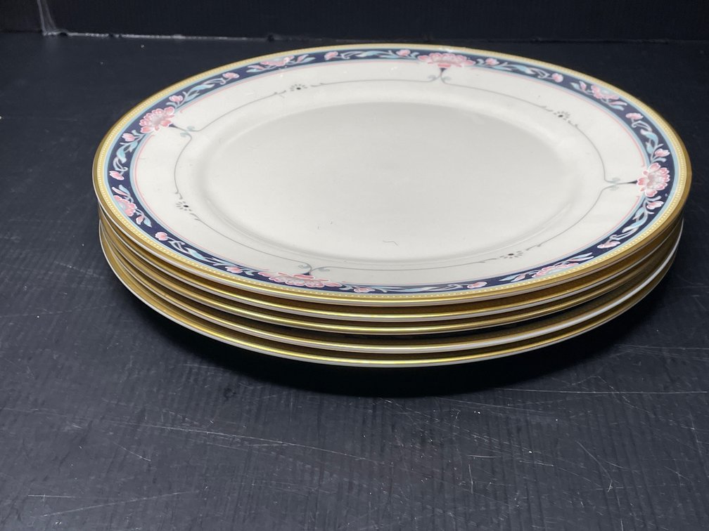5 Lenox "Palmyra" Dinner Plates