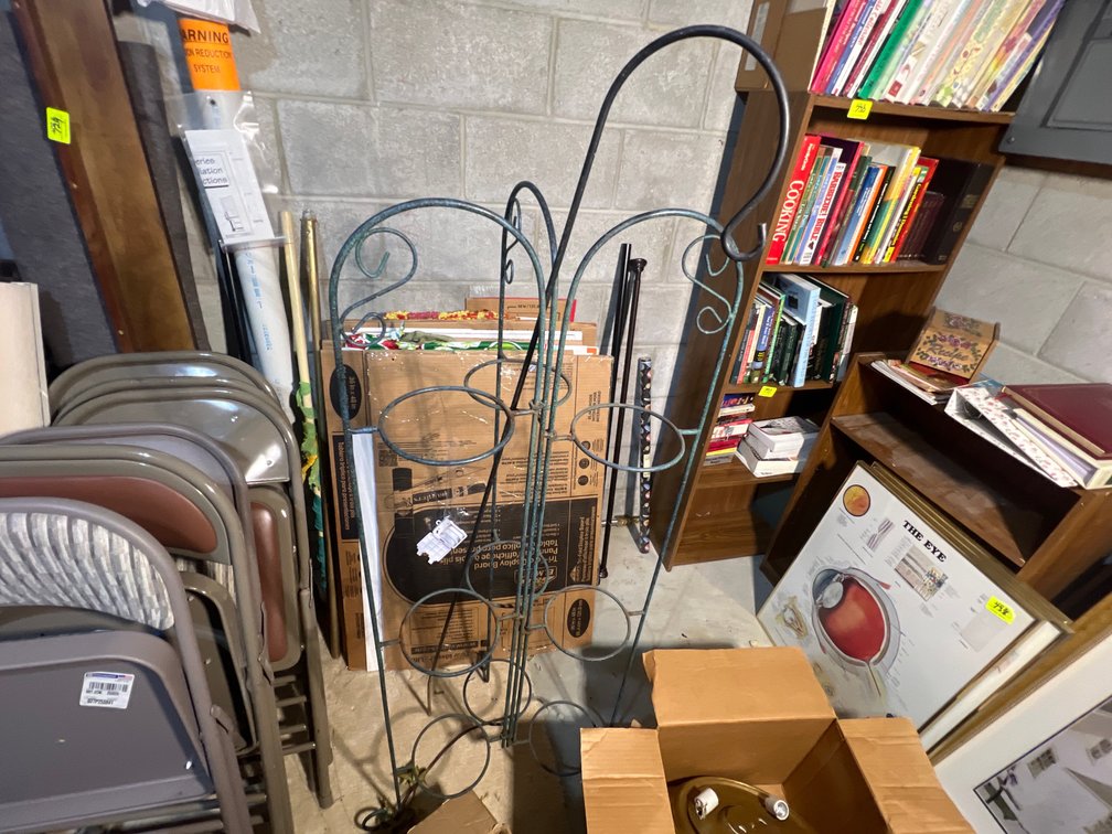 Shepherd's Hook, 3-Sided Metal Plant Holder
