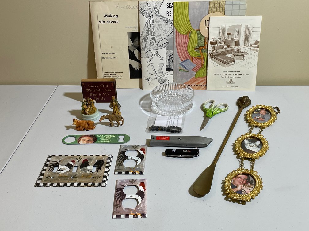 Assorted Items in Lot