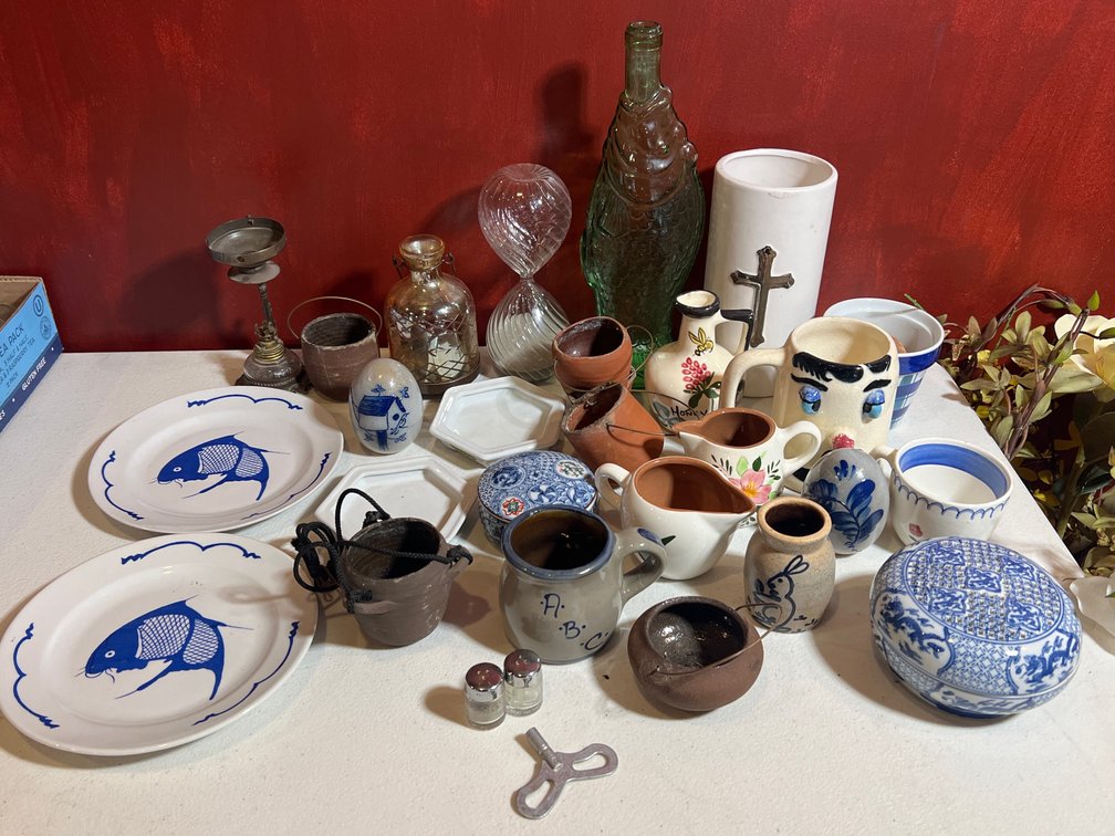 Assorted Items in Lot
