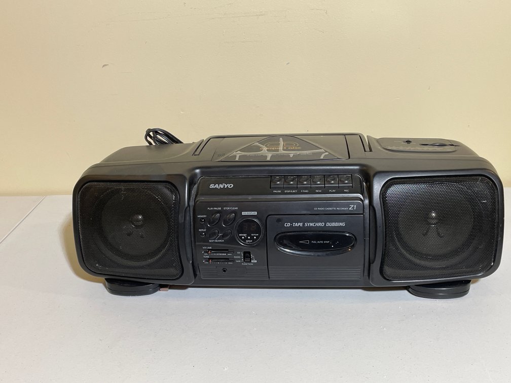 Sanyo Portable CD Radio Cassette Recorder Boombox