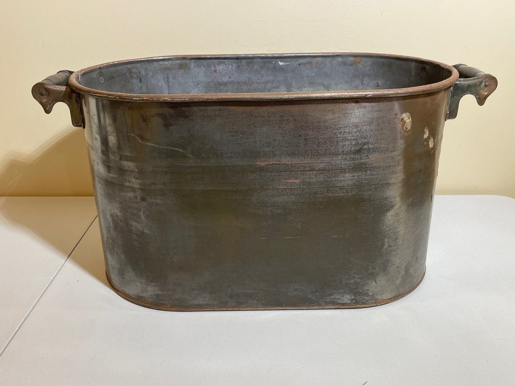 Oval Copper Wash Tub with Cast Handles