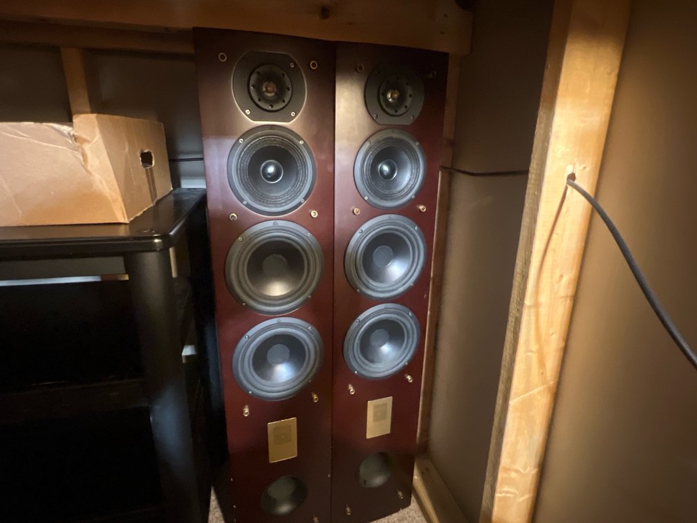 Pair of Triangle Antal 202 Speakers