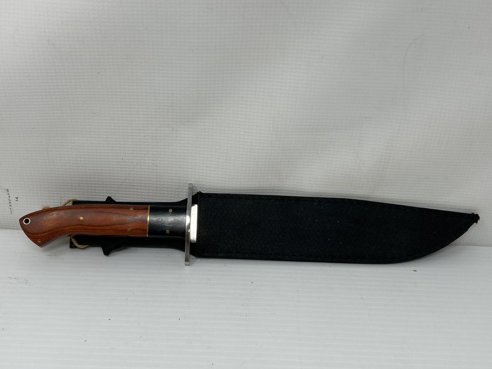 Ridge Runner RR466 Hunting Knife with Sheath