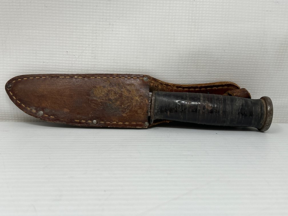 Ka-Bar Knife with Leather Sheath