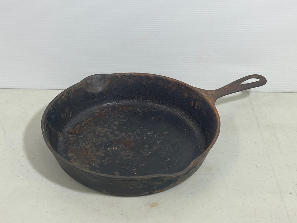 Wagner #8 Cast Iron Skillet