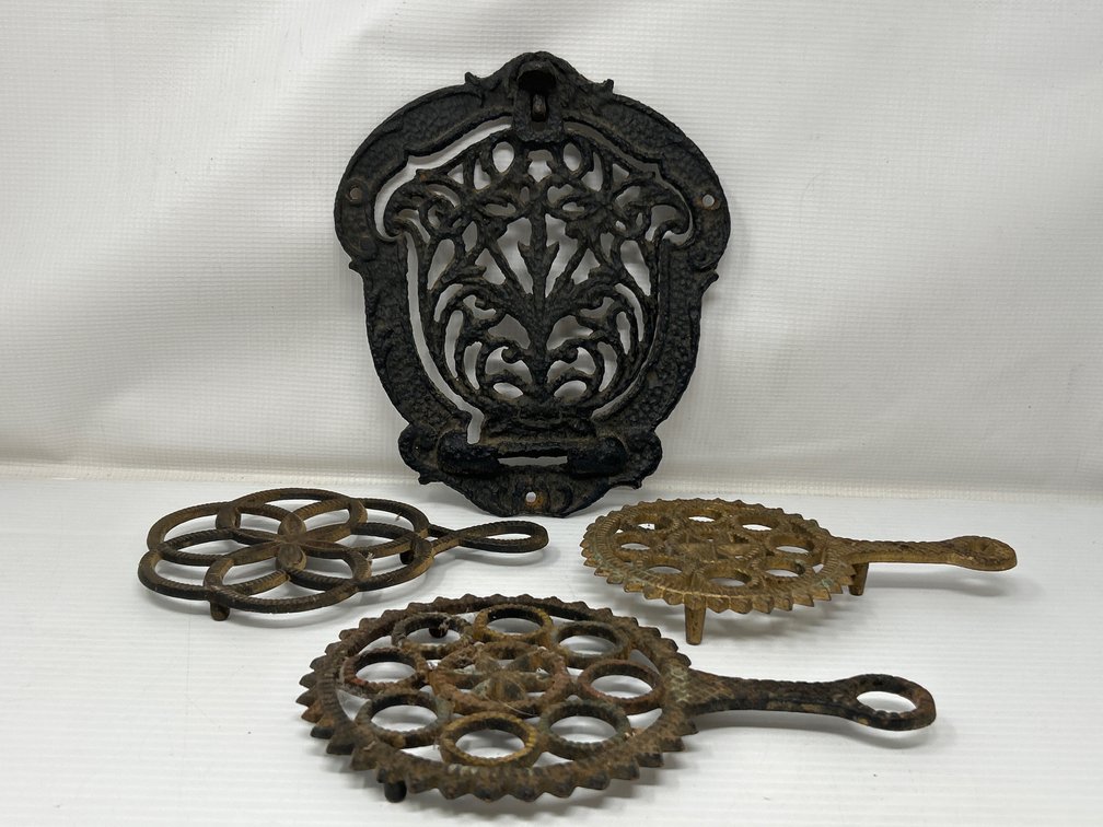Large Cast Iron Plaque, 3 Heavy Trivets- One Marked "Dalecraft"