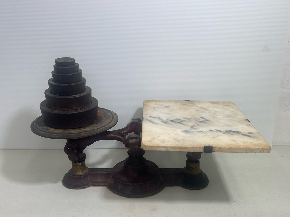 Metal Balance Scale with Marble Tray and 6 Weights