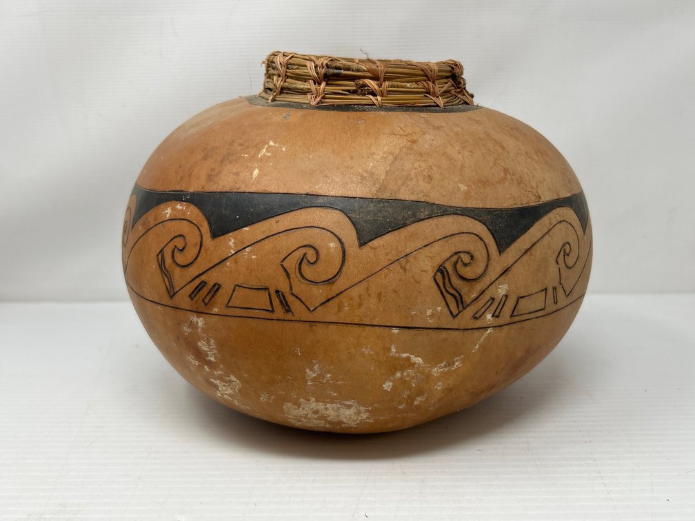 Gourd Vase with Vine Top and Decorative Carving