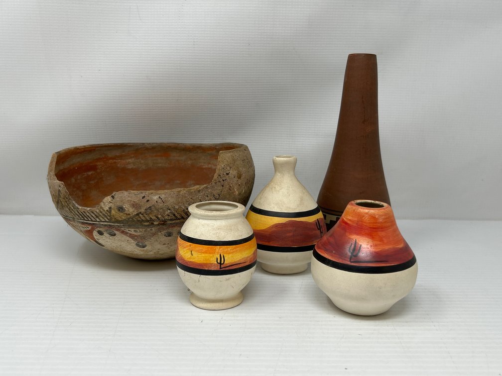 5 Pieces of Southwestern Pottery