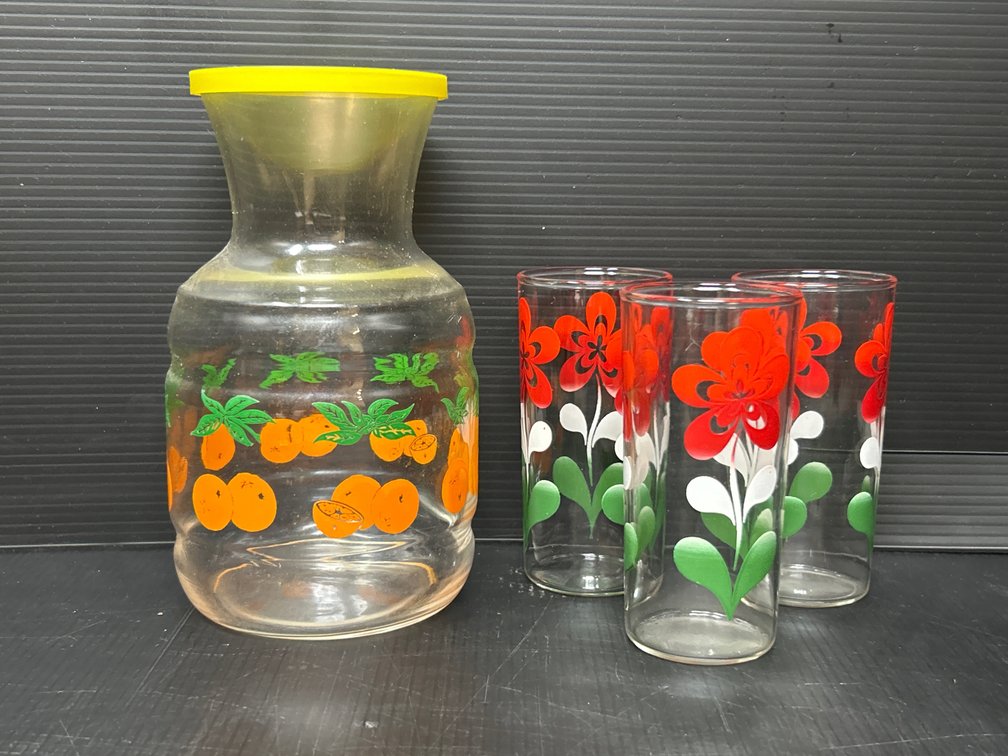 Handi-Serv Juice Decanter w/ Orange Motif and 3 Red/White/Green Floral Glasses