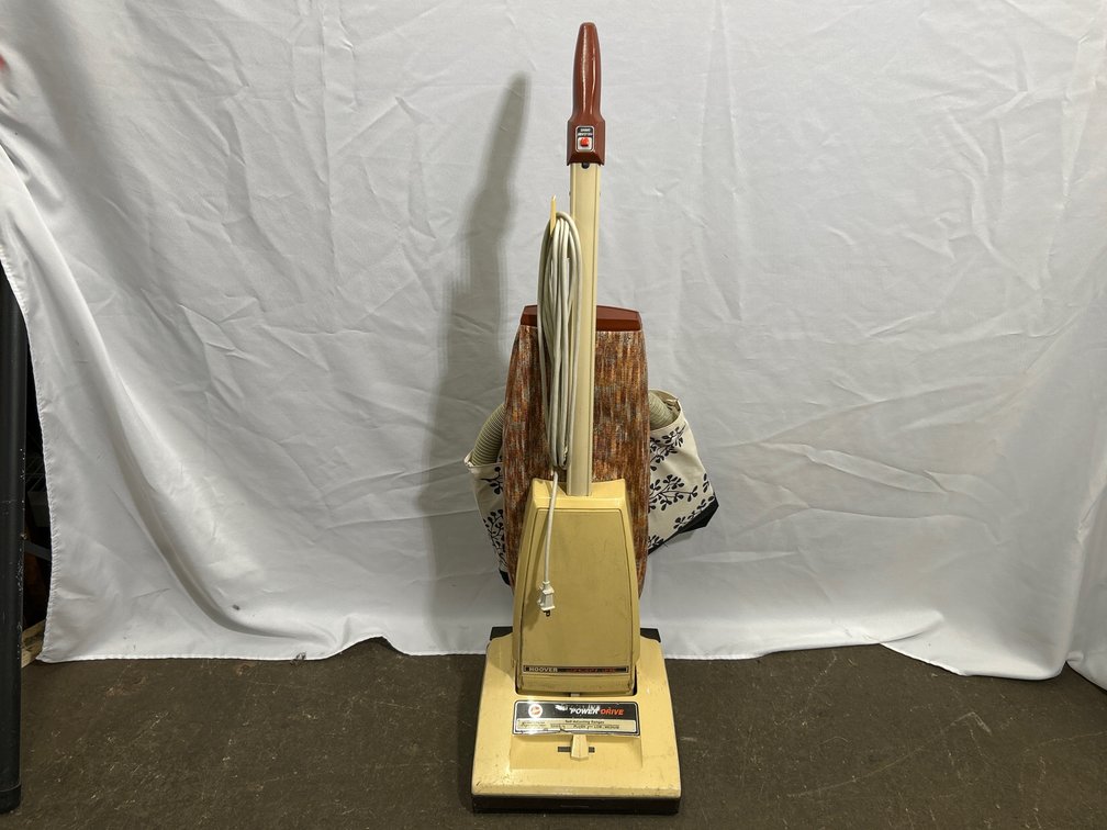 Hoover Concept One Upright Vacuum Cleaner with Tote Bag of Accessories