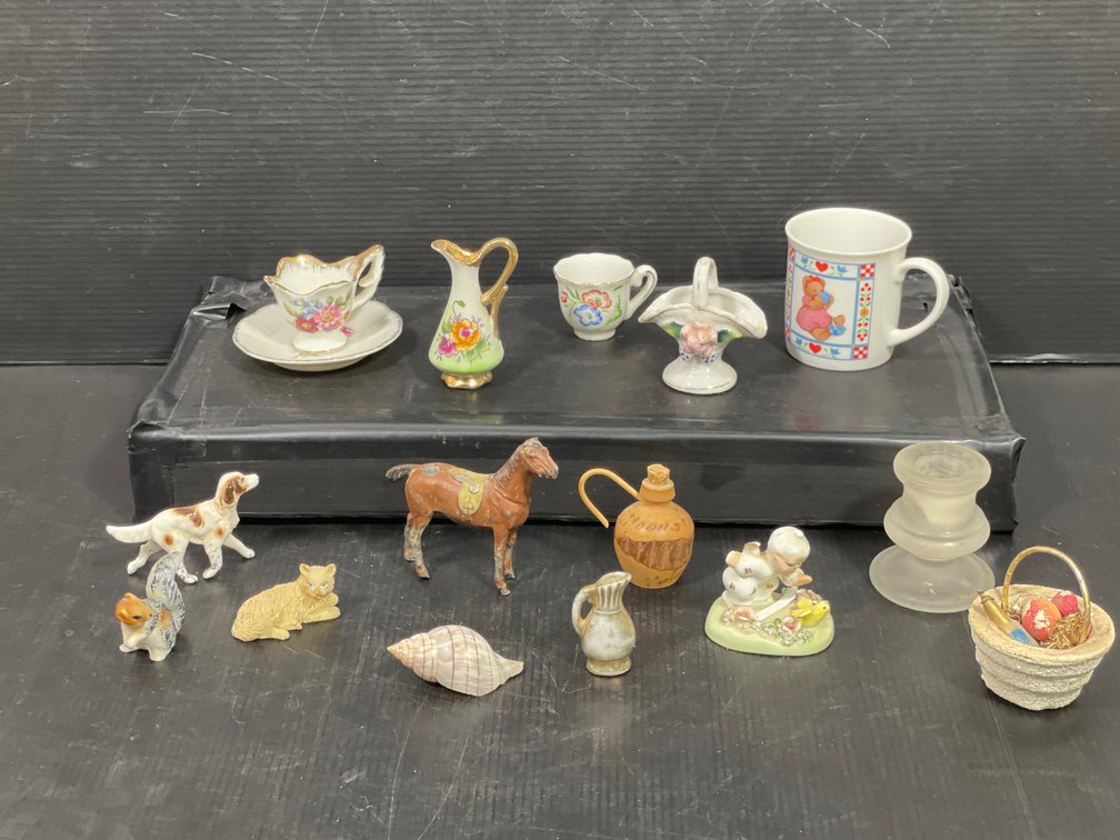 Assorted Items in Lot