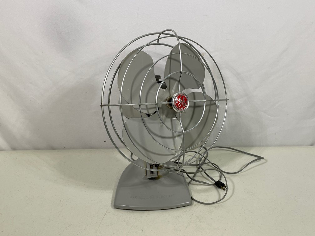 Vintage G.E. Table Top Fan
