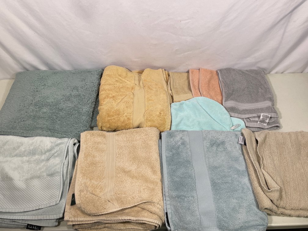 Assortment of Bath Towels, Hair Wrap, Etc.