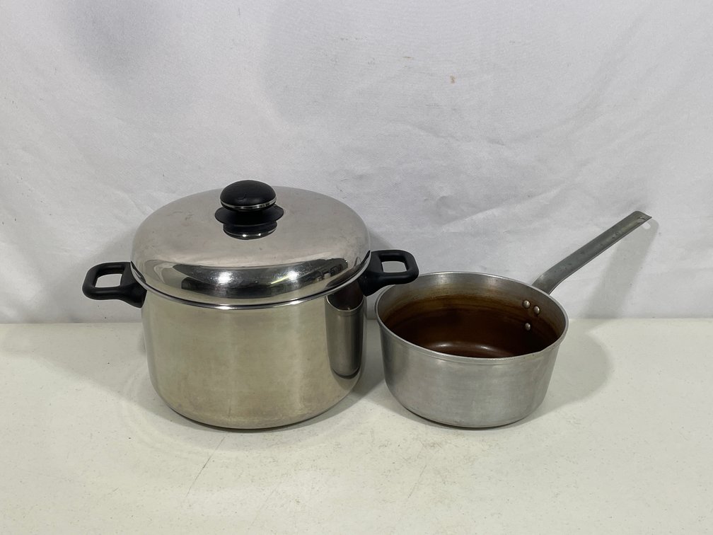 Cuisinart 8 Qt. Cook Pot and Other Sauce Pan