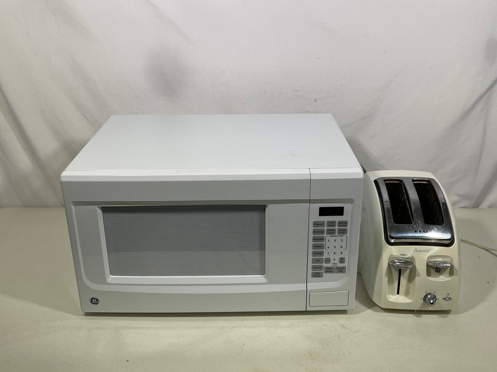 G.E. Microwave Oven and T-Fal Avante' 2-Slice Toaster