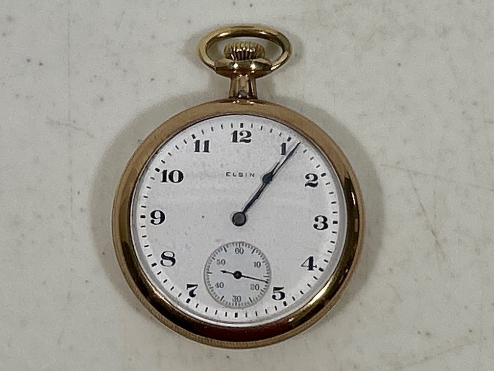 Elgin 15 Jewel Pocket Watch in Gold Tone Case with Eagle & Shield Motif