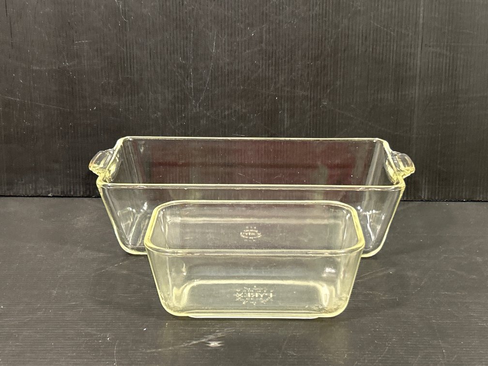 2 Pyrex Glass Baking Dishes- Rectangular & Loaf Pans