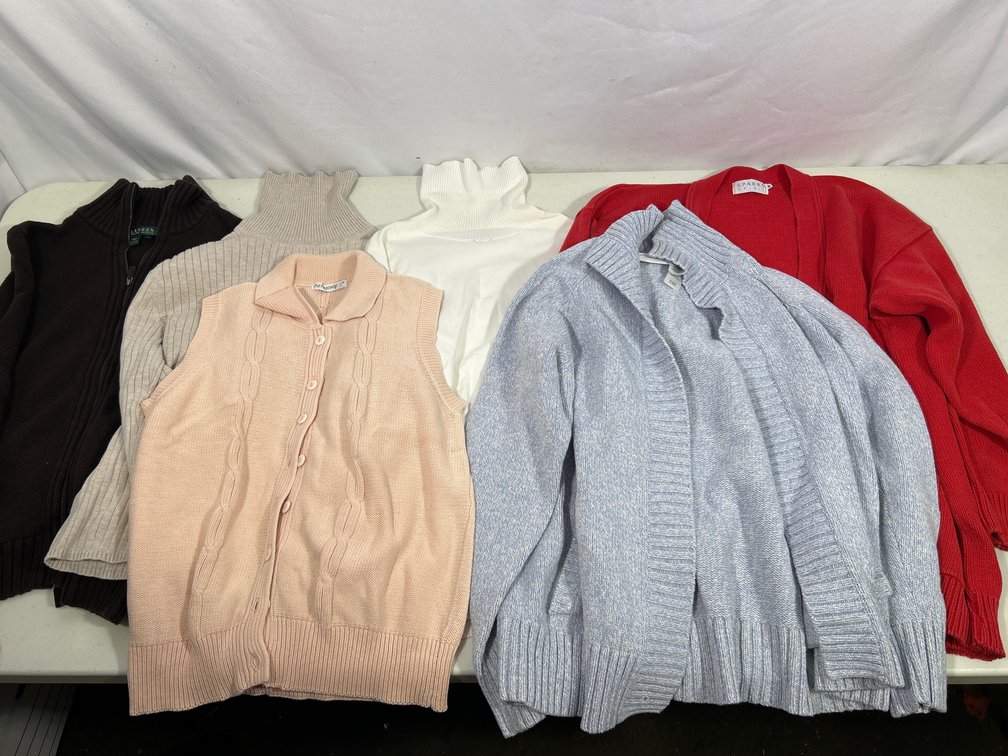 Lady's Cardigan & Pullover Sweaters, Vest