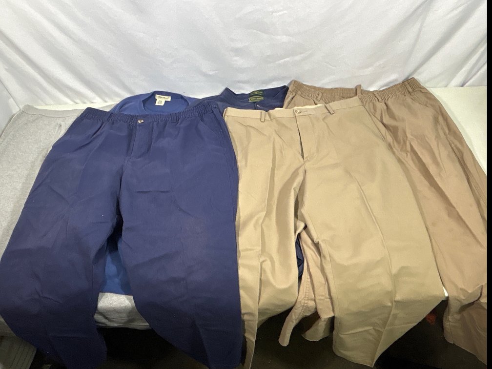 Men's Clothing Lot- Pants, Sweatshirt, Sweatpants, Jacket