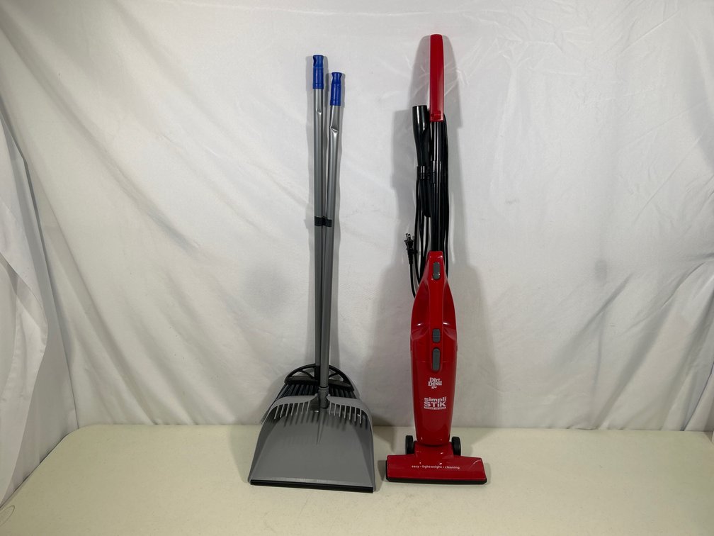 Dirt Devil Simpli Stik and Broom with Dustpan