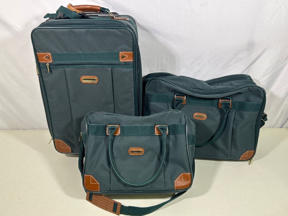 3 Piece Jaguar Soft Side Luggage Set