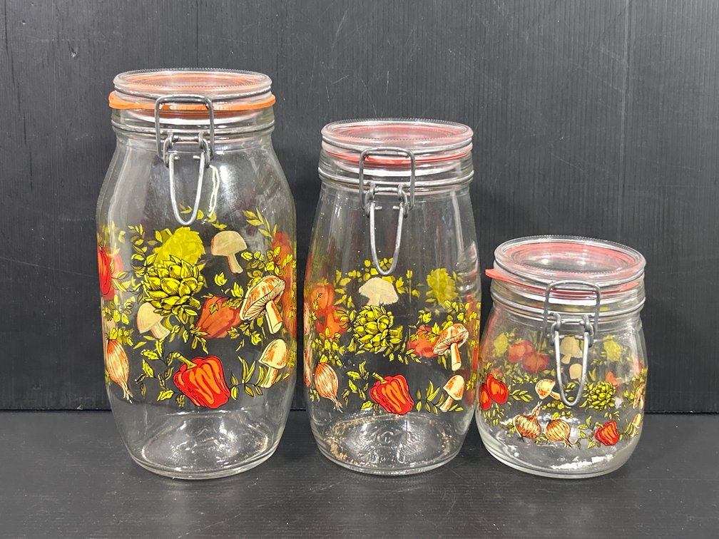 3 Graduated Glass Canister Jars with Vegetable Motif- 2L, 1.5L, 3/4L