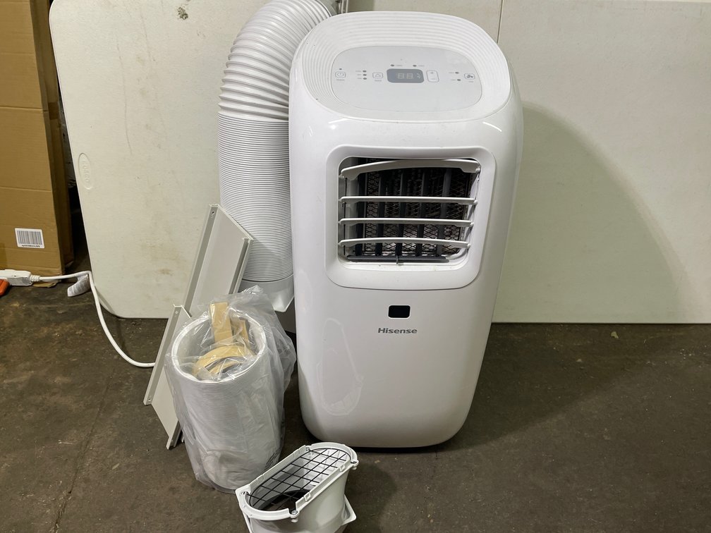 Hisense Air Conditioning Unit with Hosing, Vents