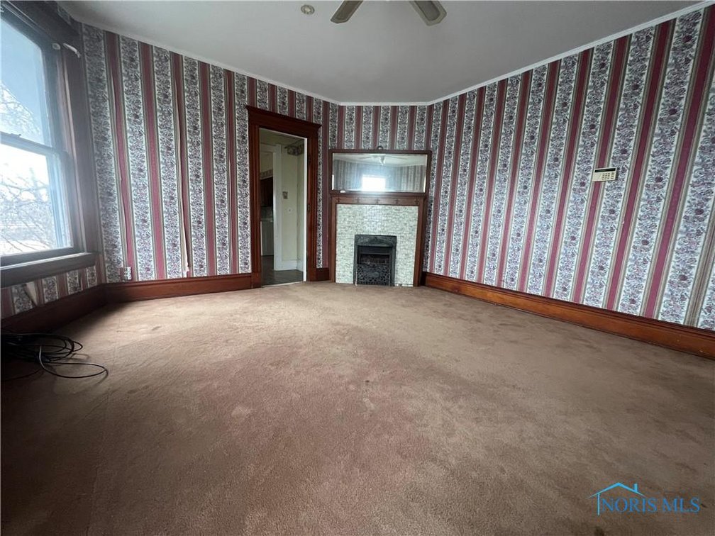 Image for MINIMUM BID AUCTION $60,000! 2103 Glenwood Ave