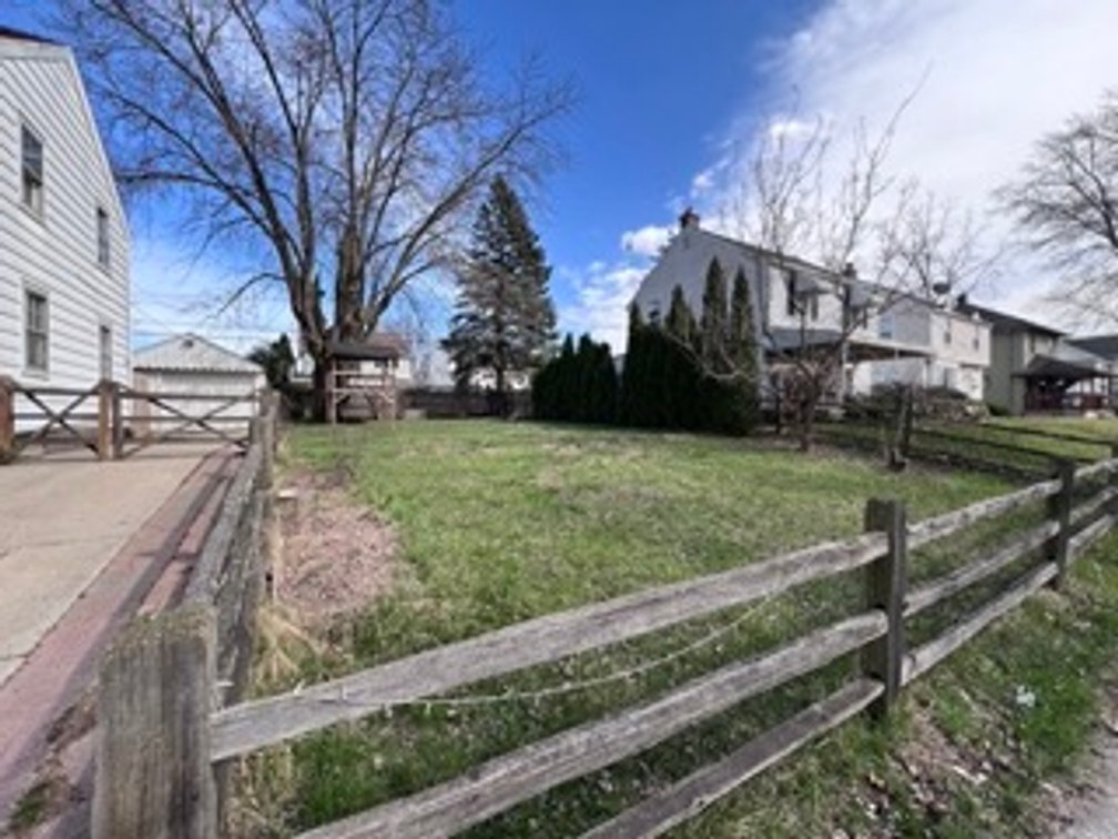Image for MINIMUM BID AUCTION $55,000! 4102 Lyman Rd