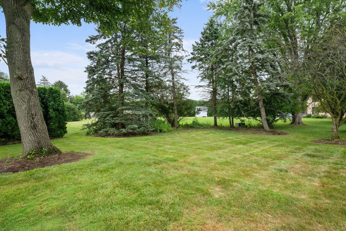 Image for MINIMUM BID AUCTION $250,000! 2427 Knights Hill Lane