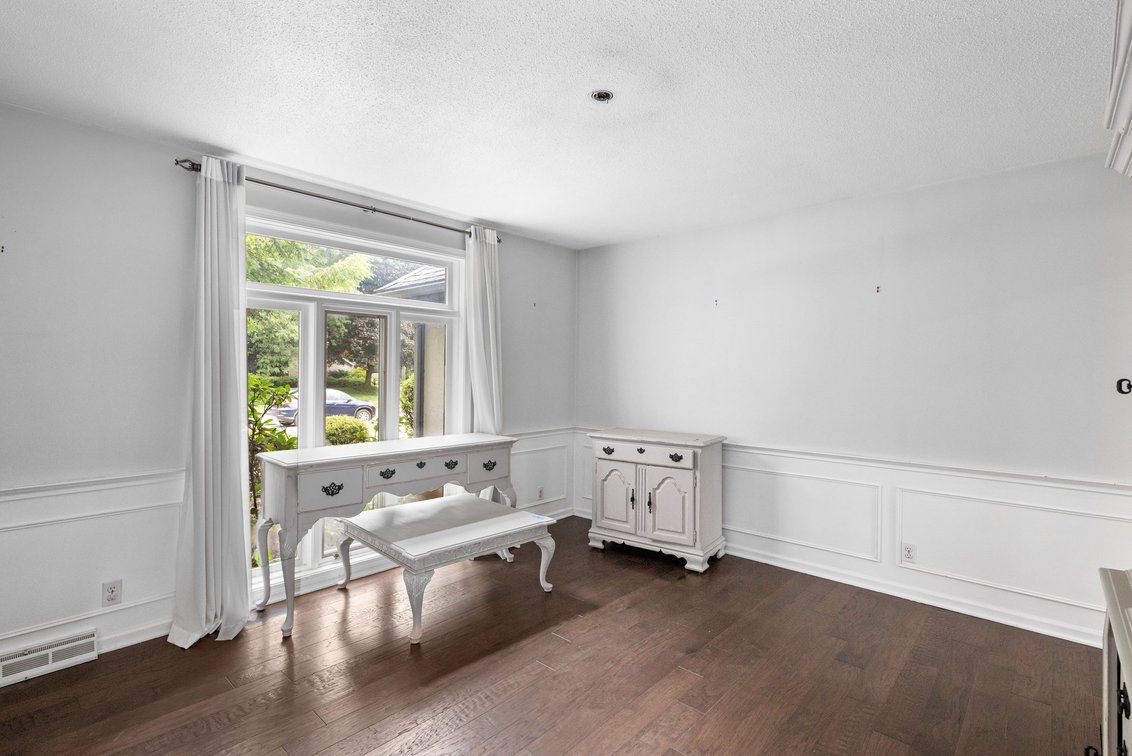 Image for MINIMUM BID AUCTION $250,000! 2427 Knights Hill Lane